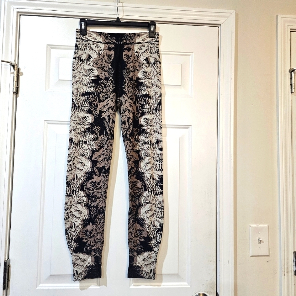 BCBGMAXAZRIA Alder Style 70%Silk Cotton Blend Leggings Size XXS - Picture 2 of 9